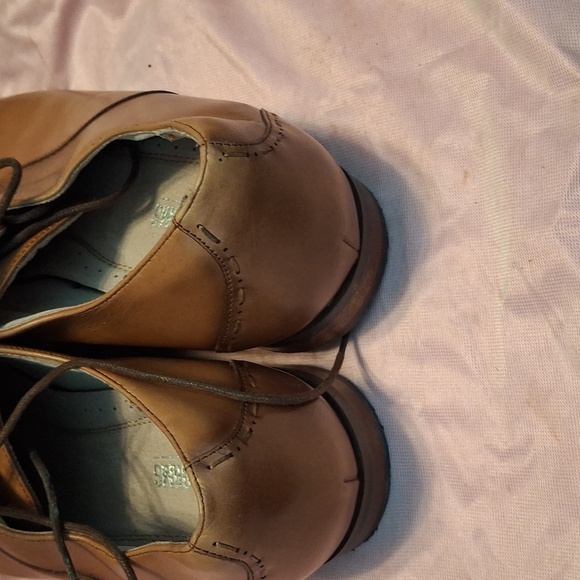 Men's Brown Leather Dress Shoes - Picture 3 of 4